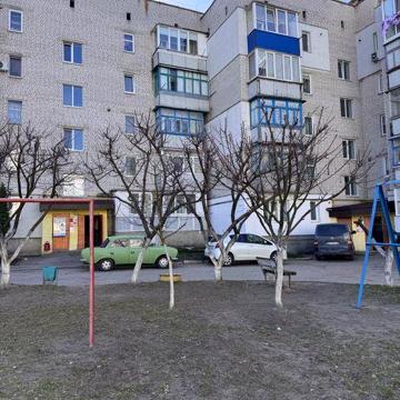 Продам 3-к.  квартиру в районі лікарні!А/О