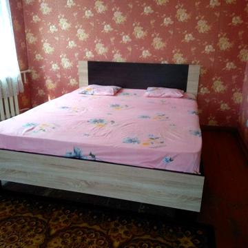 Продам 1-но кімнатну квартиру у центрі міста по Лермонтова
