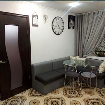 2-х кімнатна квартира в центрі міста.(Харківська, 5)Від власника.