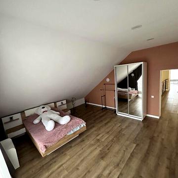 Продаж 4к Квартира вул. Варшавська