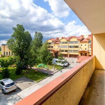 Карла Мікльоша вул., 3