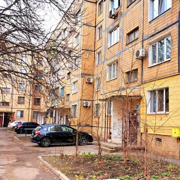 Петра Калнишевського вул. (Харитонова), 17