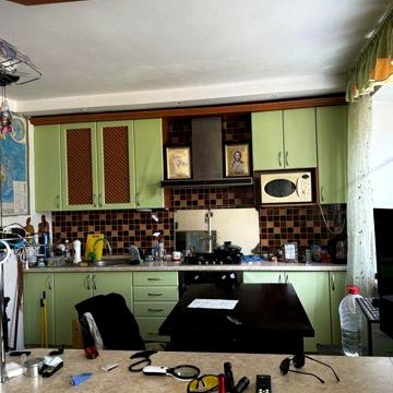 Продам 3 квартиру р-н Зоряного