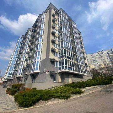 Продам квартиру в новобудові з ремонтом