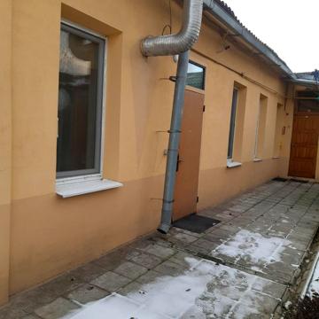 Київська вул., 28