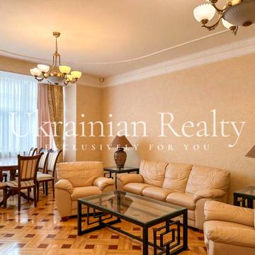 Простора 4-кімнатна квартира Іринінська, 5/24 БЕЗ %