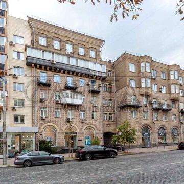 ПРОДАМ КВАРТИРУ В ЦЕНТРІ / 48м2 / 6пов / вул. Васильківська 52 / метро ЖК Велика Васильківська