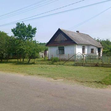 Будинок у селі Тудорковичі / хата / дім