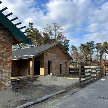 Пропонуємо до продажу  Побудований Будинок в Соснівці зі Своєю Терасою