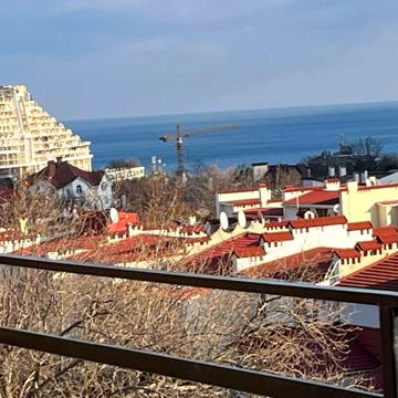 Пентхаус з терасою 37.6 м2 в Graf на Педагогічній, вид на море