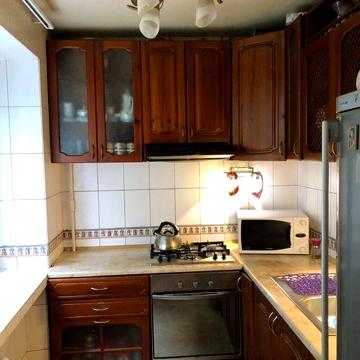 Продам квартиру 3 комнаты центр