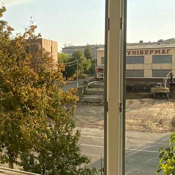 Квартира 3к автономне опалення Балаклія Серпуховський4 є гараж погріб
