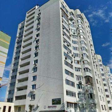 Продам квартиру на Хвильового. Метро Червоний хутір.
