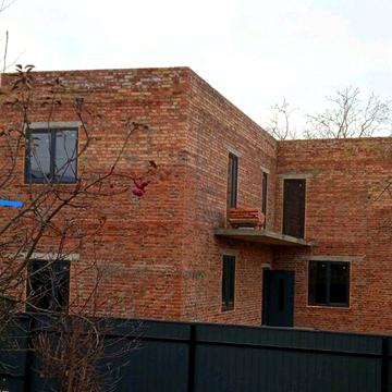 Продаж будинку  на горбочку Муроване