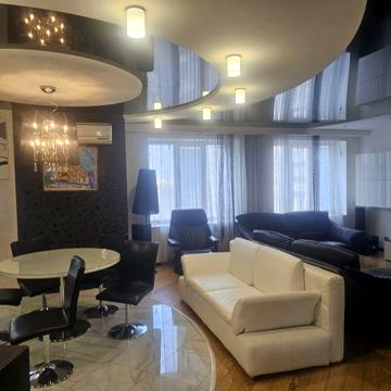 ПРОДАМ элитную 3ку в центре