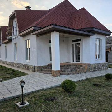 Продам будинок в Бурині з банею, чаном, басейном