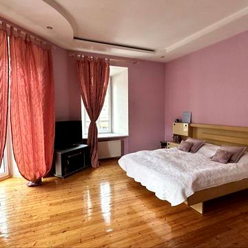 Продам 3-х комнатную квартиру