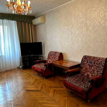 Оболонь, Володимира Івасюка 11