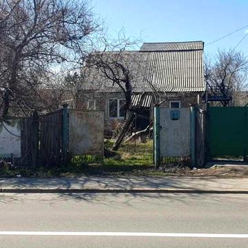 Продаж частини будинку в центрі міста Буча.