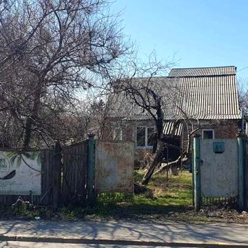 Продаж частини будинку в центрі міста Буча.
