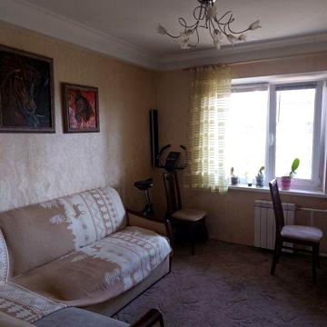 Продаж трьохкімнатної квартиры по вул.Зодчих 62