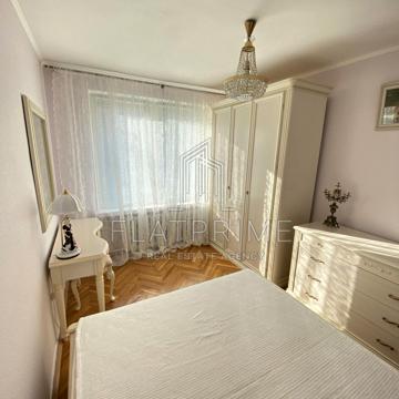 Михайла Омеляновича-Павленка вул. (Суворова), 13