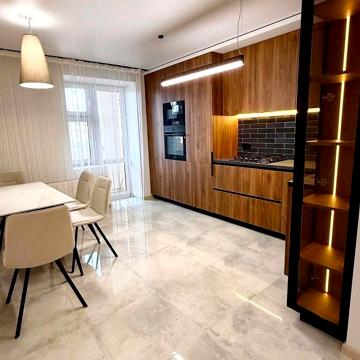 Продається 2 кімнатна квартира по вул. Курбаса