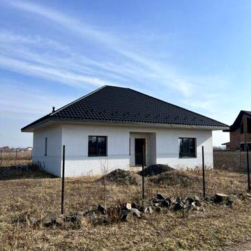 Продається  будинок 10 соток