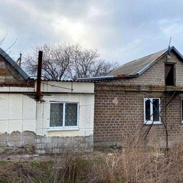 Продається просторий будинок із великою ділянкою в Дніпровське (КПК)