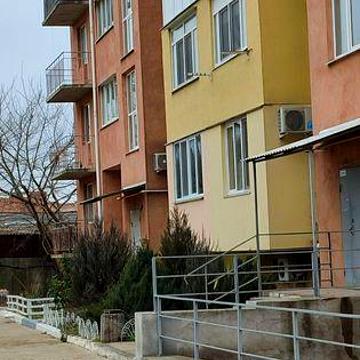 Продам отличную однокомнатную квартиру с видом на озеро. ЖК Озерки