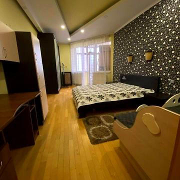 Продаж 2к Квартира Берегова вулиця