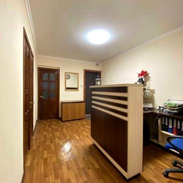 Без % Видова квартира  з ремонтом, 580 $ м2 біля метро Святошин