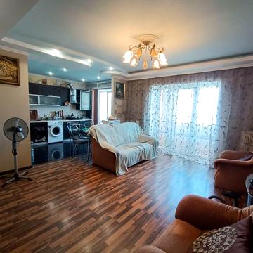 Продаж 3 кім. квартири Лівий берег, газ.опалення