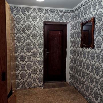 Продається квартира 3-х кімнатна 60м2, під ремонт, центр міста