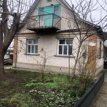 Продам будинок у центрі Фурсів