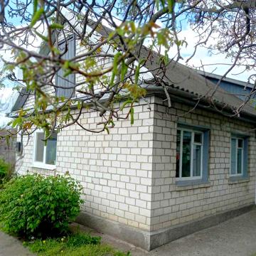 Продам будинок 73 кв.м в центрі с. Червона Слобода Черкаського р-ну