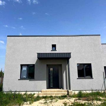 Продаж таунхауса поруч з лісом