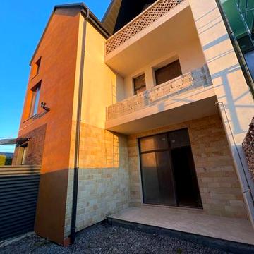 Ходосівка. Новообухівська тр. Таунхаус. 174м2. Мегамаркет.