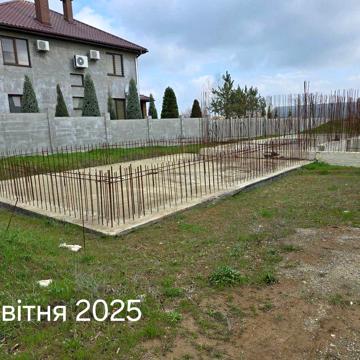 Незавершене будівництво будинку, Холодна Балка, передмісття Одеси.