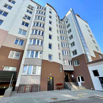 Олександрівська вул., 1