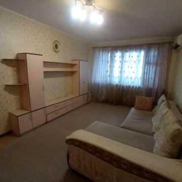 Продам двухкомнатную квартиру Зубарева 26