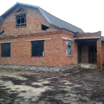Продам не добудований будинок