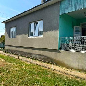 Продаж 3к Дім Молодіжна вулиця