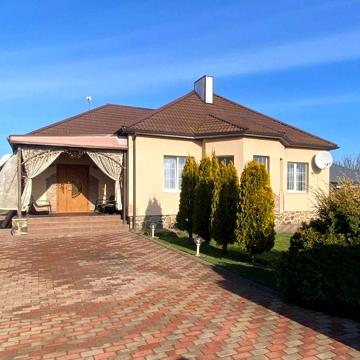Оренда будинку м Рівне Велика Омеляна вул.Весняна 2