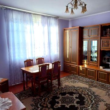 Продаж 8к Дім Центральна вулиця