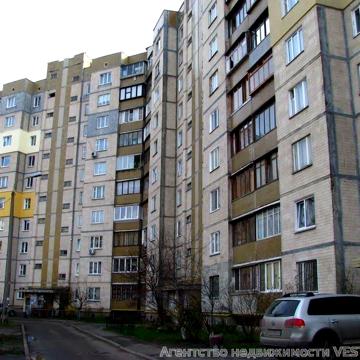 Продаж 3-х кімнатна квартира метро Позняки вул.Драгоманова 42