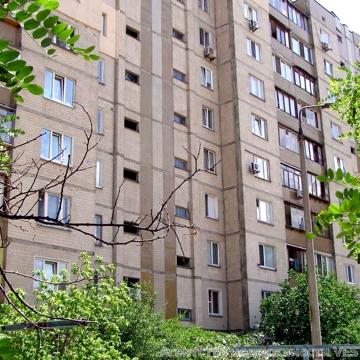 Продаж 3-х кімнатна квартира метро Позняки вул.Драгоманова 42