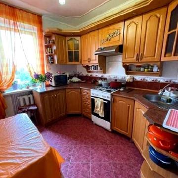 Кримська вул., 58