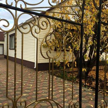Продам будинок з цехом  ( 2 об‘єкта )