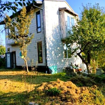 Продається 2-х поверховий будинок 10км від Львова село Липники